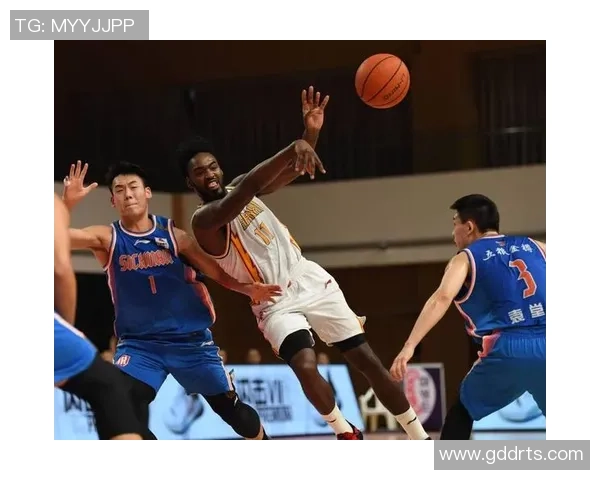 重庆篮球队实力强劲跻身个人能力排行榜第十名引发热议