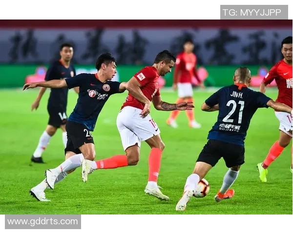 广州羽毛球队在世锦赛积分榜中以73分稳居第一名展现强劲实力