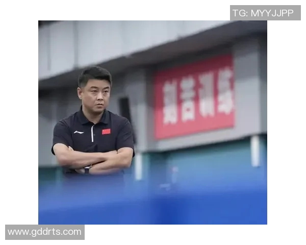 成都足球队在世界杯预选赛中以64分领跑积分榜展现强劲实力 成都足球队在世界杯预选赛中以64分领跑积分榜展现强劲实力