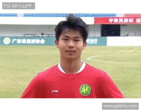 深圳足球队个人能力强劲荣登全国第六名引发关注 深圳足球队个人能力强劲荣登全国第六名引发关注